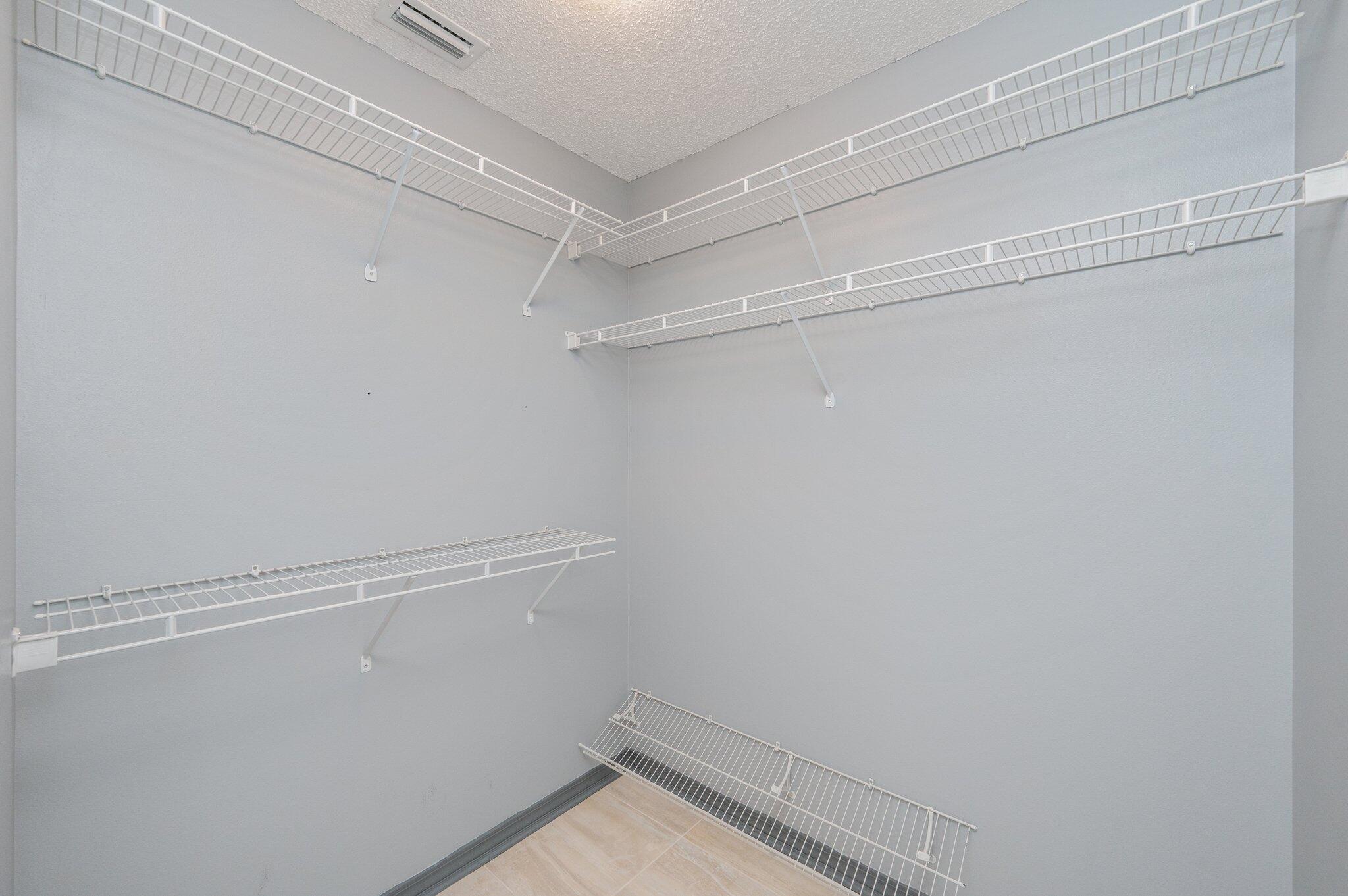 4752 Balboa Road Crestview, FL 32539 - Photo 29 of 46 a view of small space