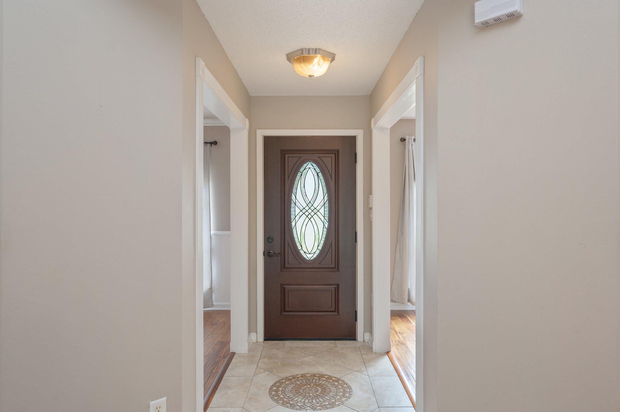 4752 Balboa Road Crestview, FL 32539 - Photo 5 of 46 a view of livingroom with washer and dryer