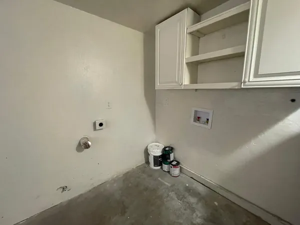 $1,715 | 6242 North 23rd Avenue, Phoenix, AZ 85015