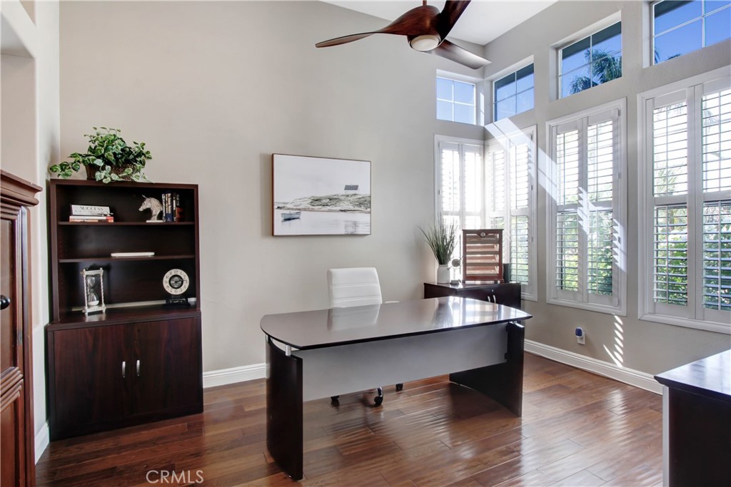 12036 Wood Ranch Road Granada Hills, CA 91344 - Photo 15 of 55 Spacious Home Office