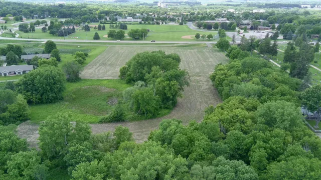 $1,950,000 | Xxxx Division Street South, Northfield, MN 55057