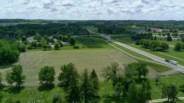 $1,950,000 | Xxxx Division Street South, Northfield, MN 55057