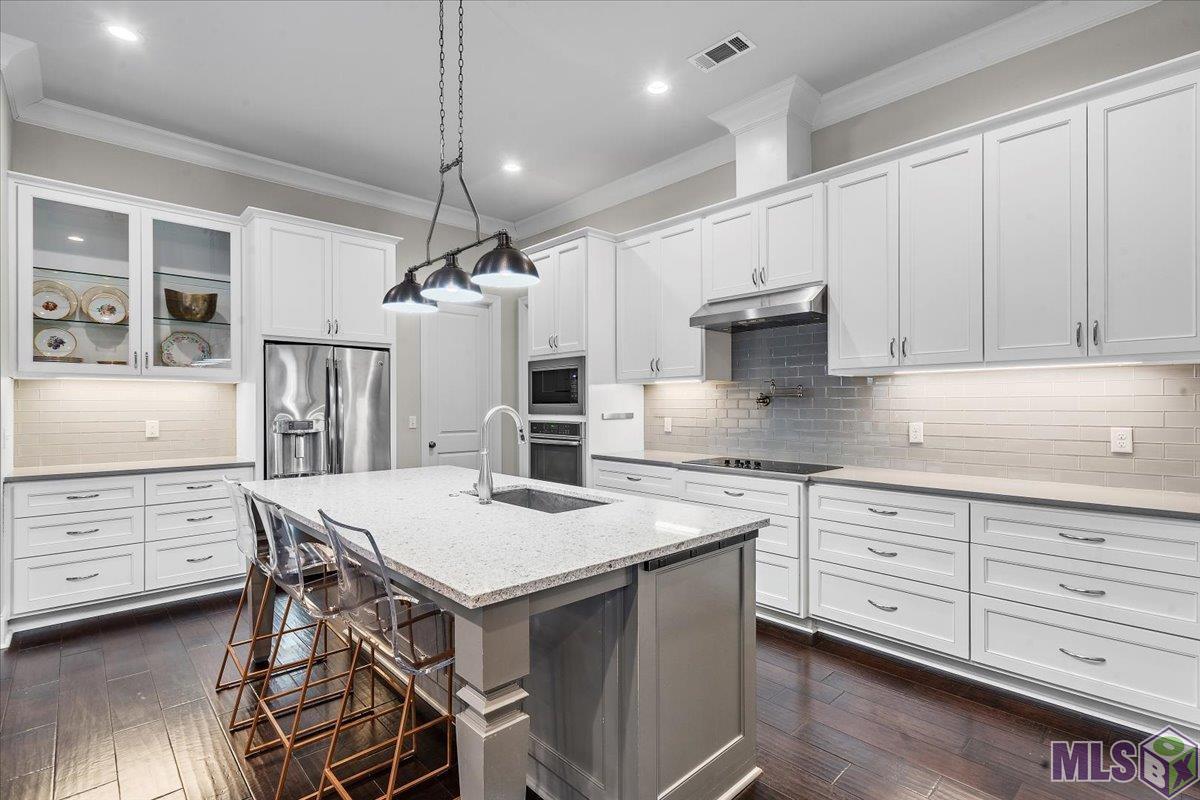 1034 Club Place Baton Rouge, LA 70810 - Photo 3 of 41 Gallery Image 3
