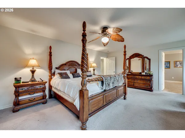 $577,500 | 329 South Spruce Avenue, Yacolt, WA 98675