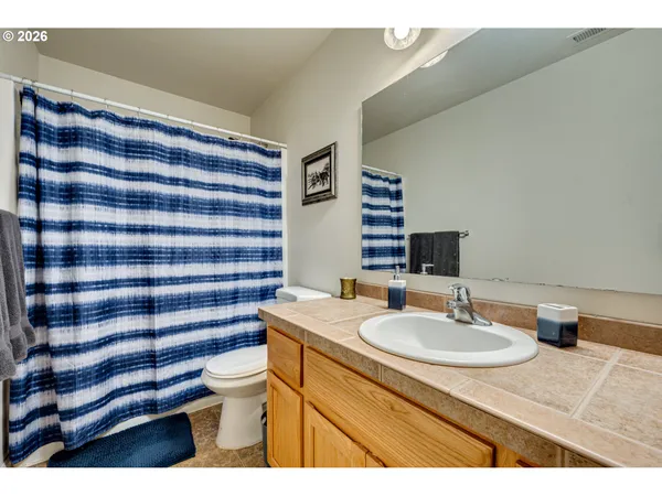 $577,500 | 329 South Spruce Avenue, Yacolt, WA 98675