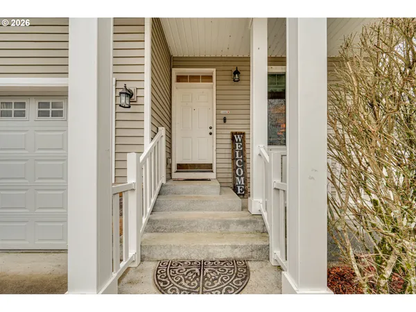 $577,500 | 329 South Spruce Avenue, Yacolt, WA 98675