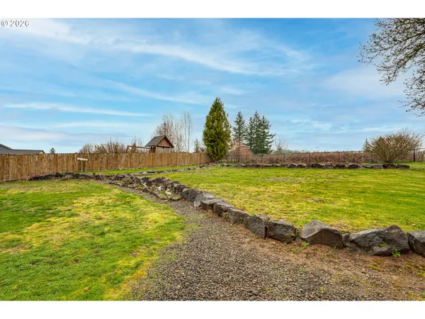 $577,500 | 329 South Spruce Avenue, Yacolt, WA 98675