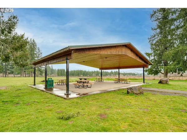 $577,500 | 329 South Spruce Avenue, Yacolt, WA 98675