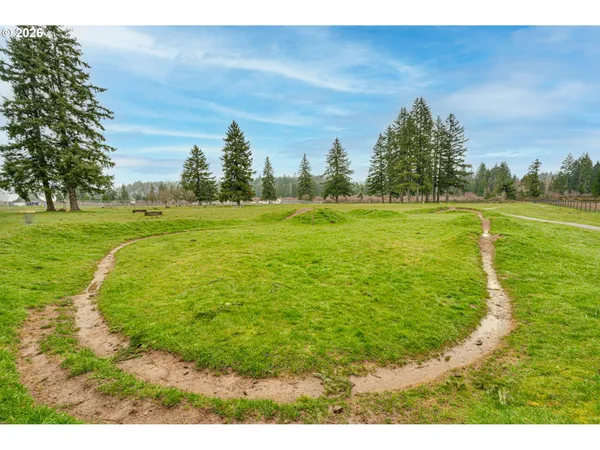 $577,500 | 329 South Spruce Avenue, Yacolt, WA 98675