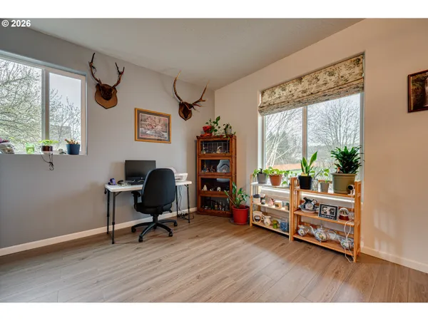 $577,500 | 329 South Spruce Avenue, Yacolt, WA 98675