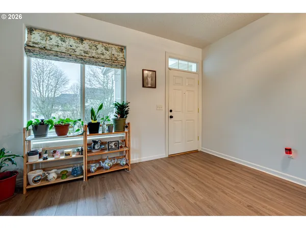 $577,500 | 329 South Spruce Avenue, Yacolt, WA 98675