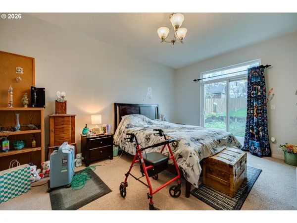 $577,500 | 329 South Spruce Avenue, Yacolt, WA 98675