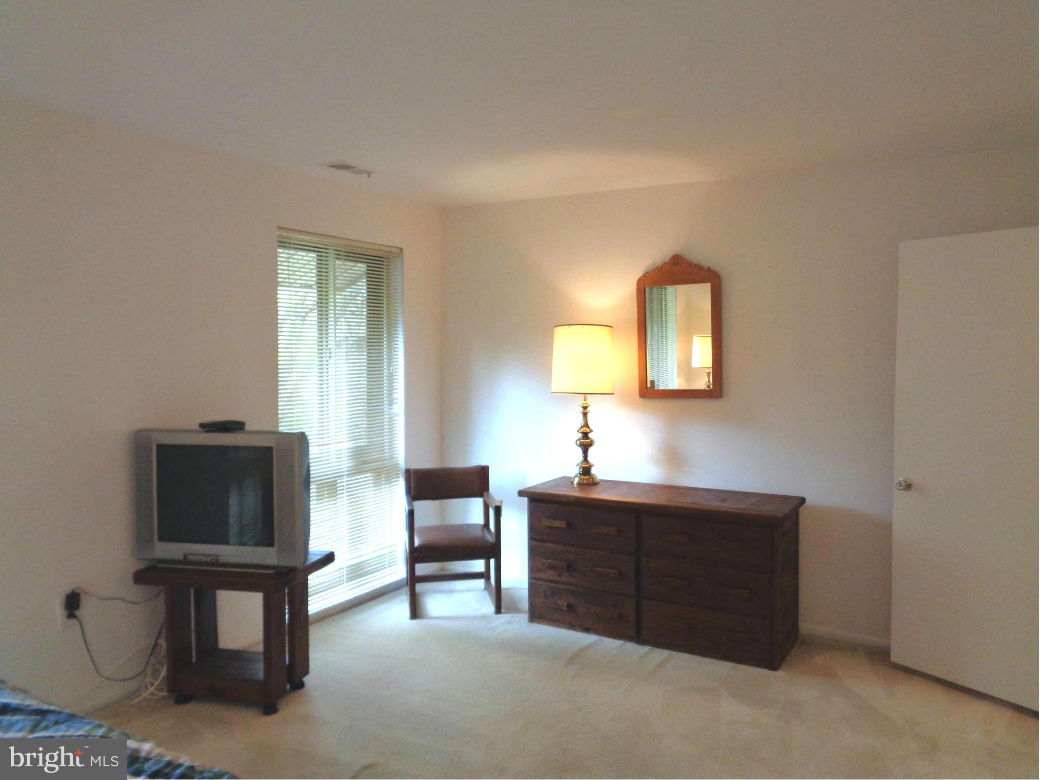 114 Cross Keys Road, Unit R114F Baltimore, MD 21210 - Photo 12 of 21 Bedroom (Master)