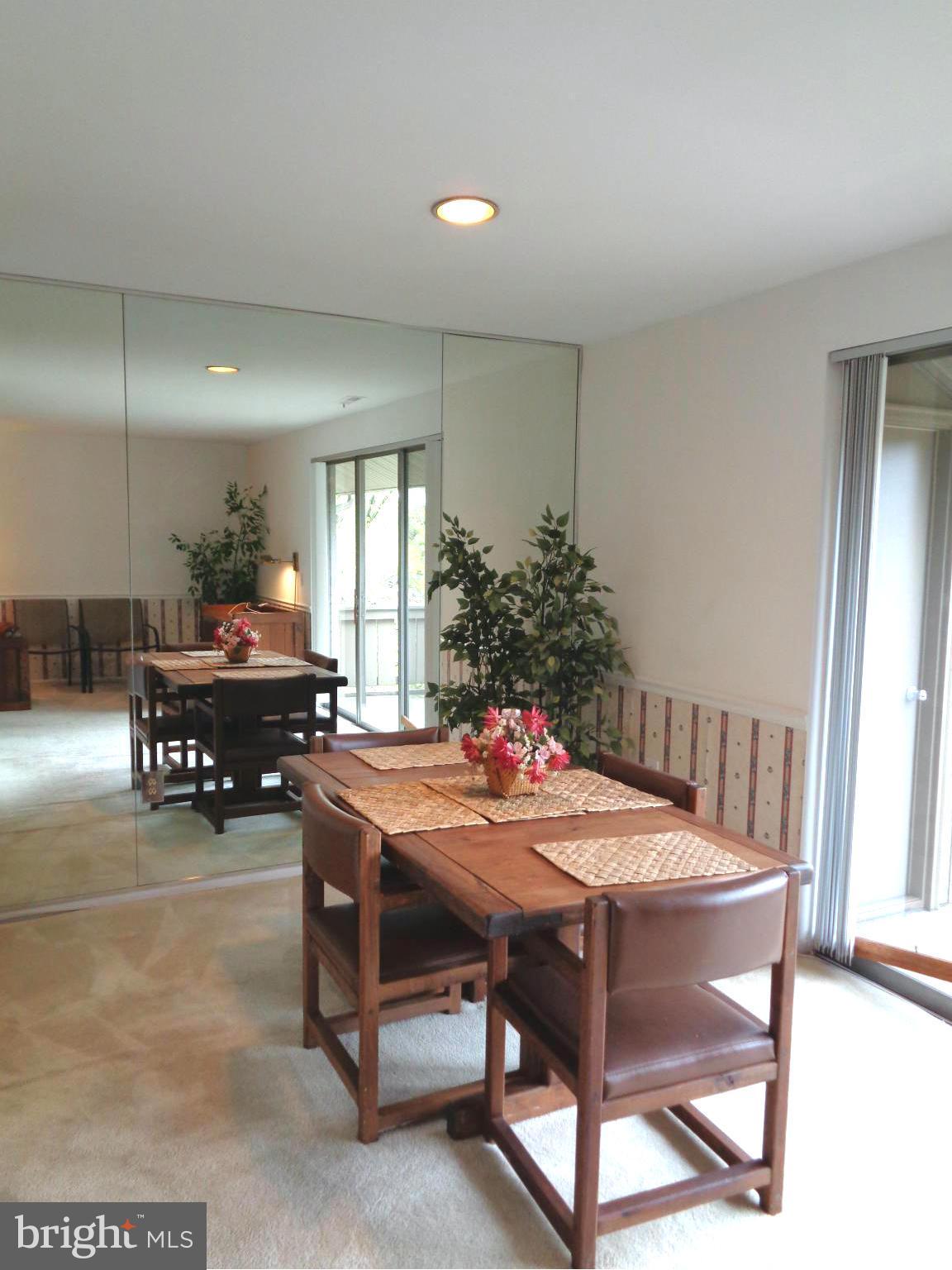 114 Cross Keys Road, Unit R114F Baltimore, MD 21210 - Photo 6 of 21 Dining Room