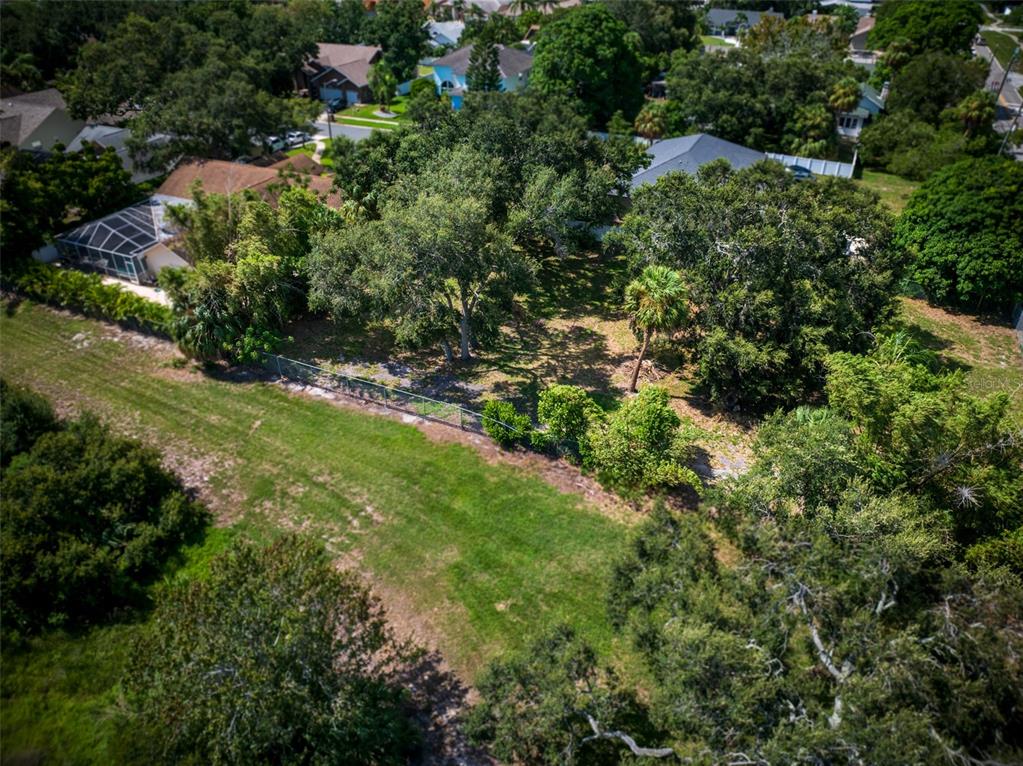 10850 Oakhurst Road Largo, FL 33774 - Photo 6 of 20