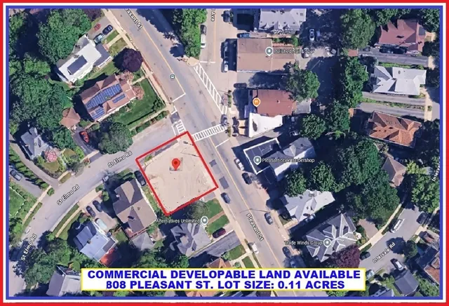 $225,000 | 806 Pleasant Street, Worcester, MA 01602