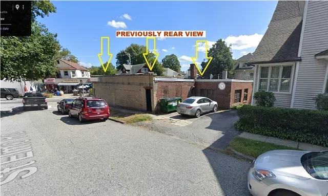 $225,000 | 806 Pleasant Street, Worcester, MA 01602