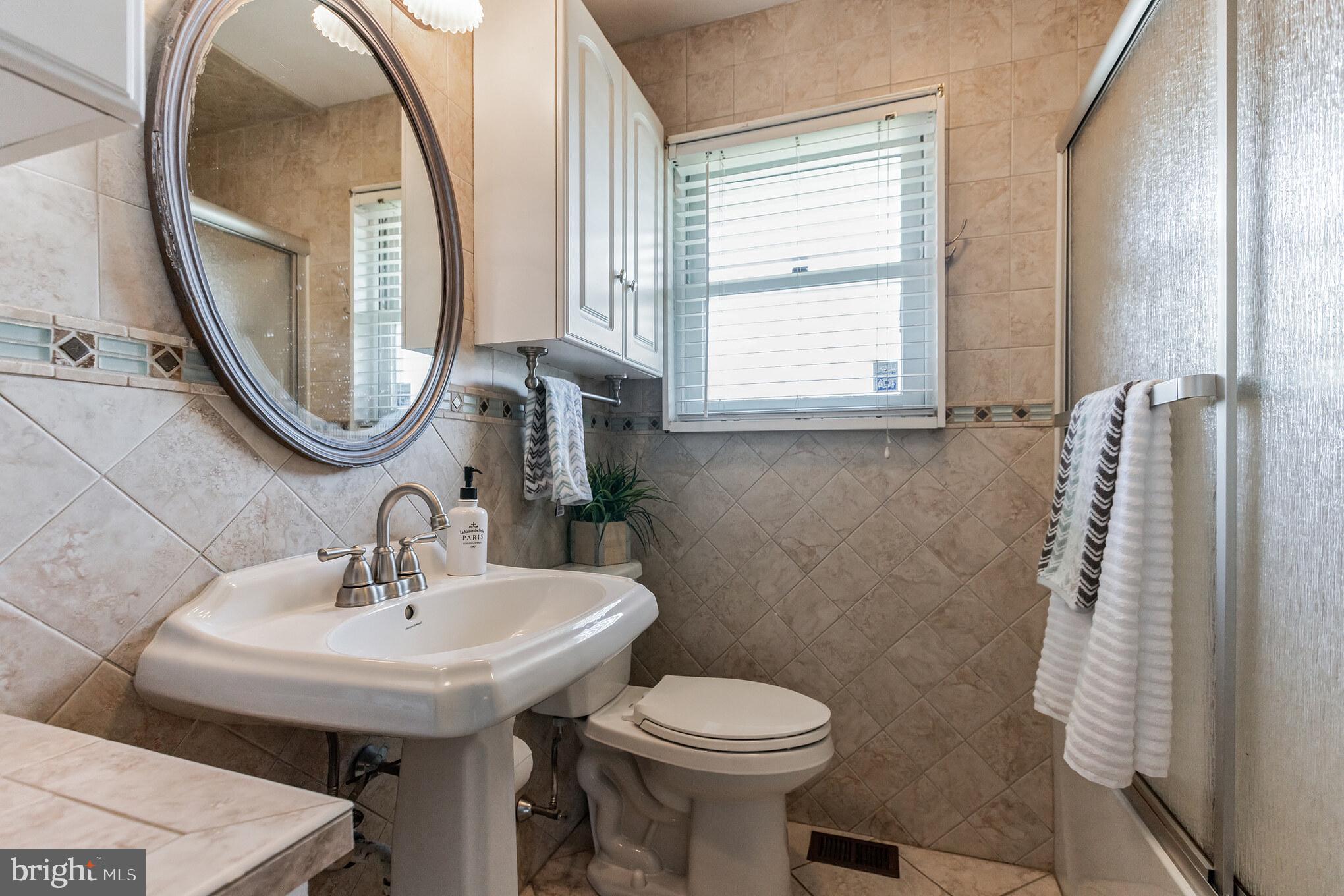 816 Auburn Road Fairless Hills, PA 19030 - Photo 17 of 27 Gallery Image 17