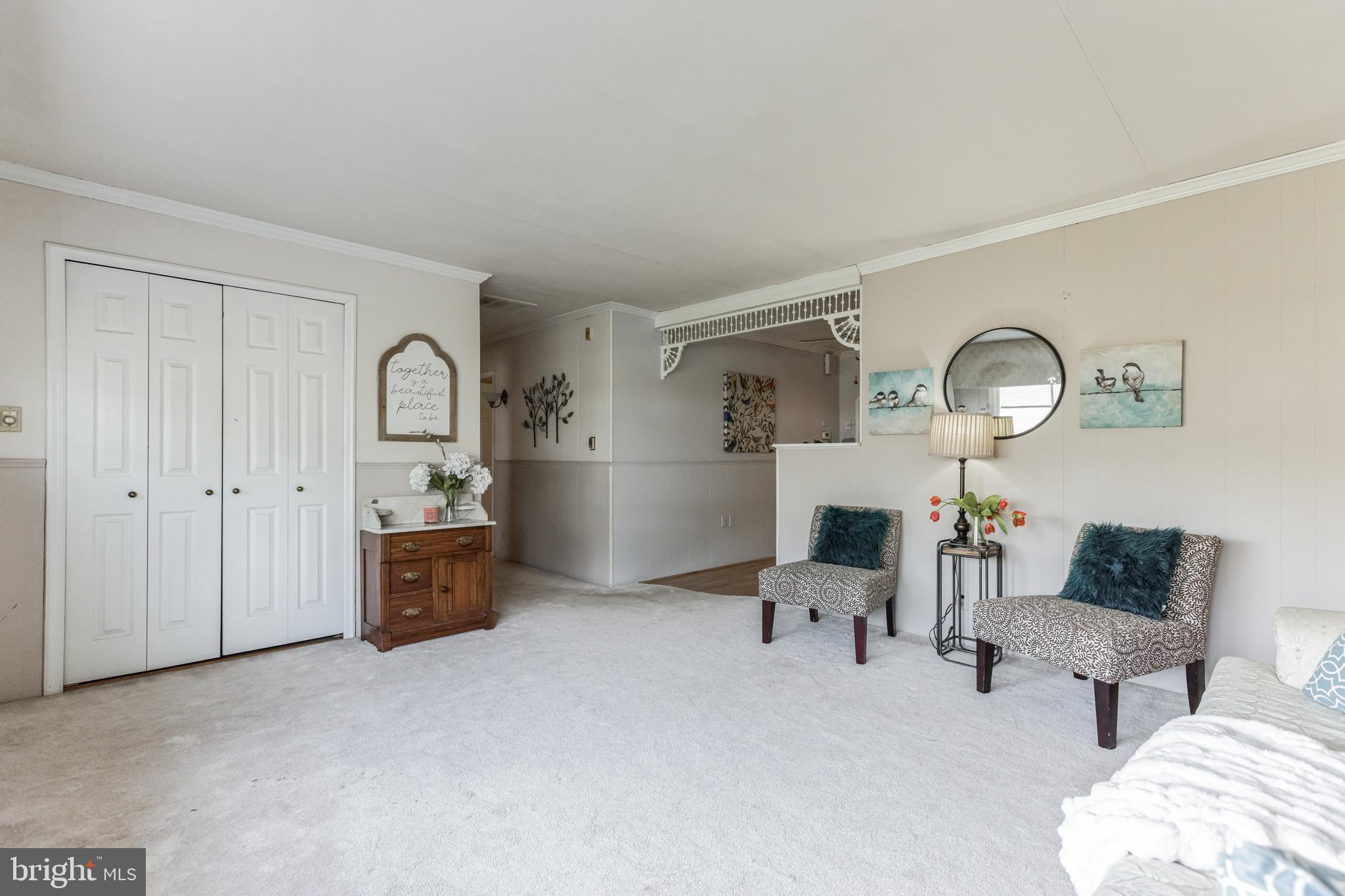 816 Auburn Road Fairless Hills, PA 19030 - Photo 4 of 27 Gallery Image 4