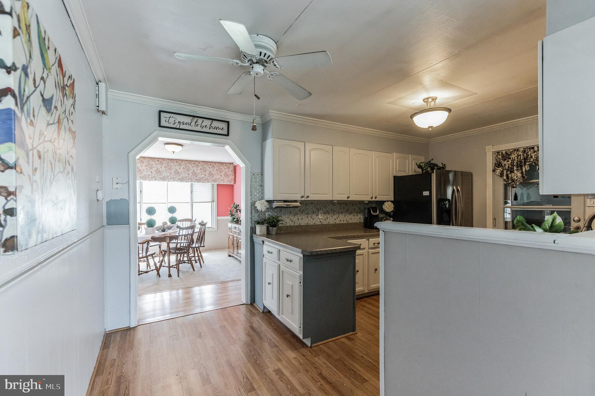 816 Auburn Road Fairless Hills, PA 19030 - Photo 6 of 27 Gallery Image 6