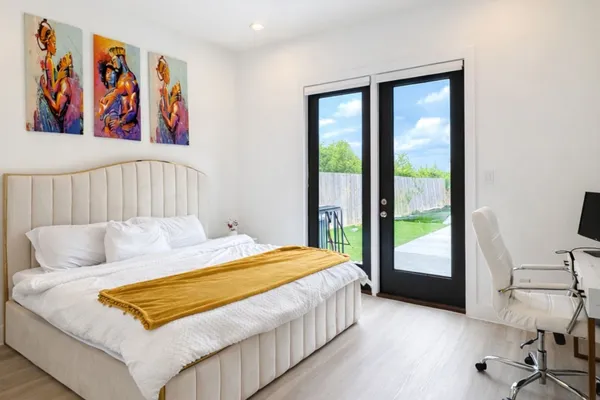 $529,990 | 3549 Amos Street, Houston, TX 77021