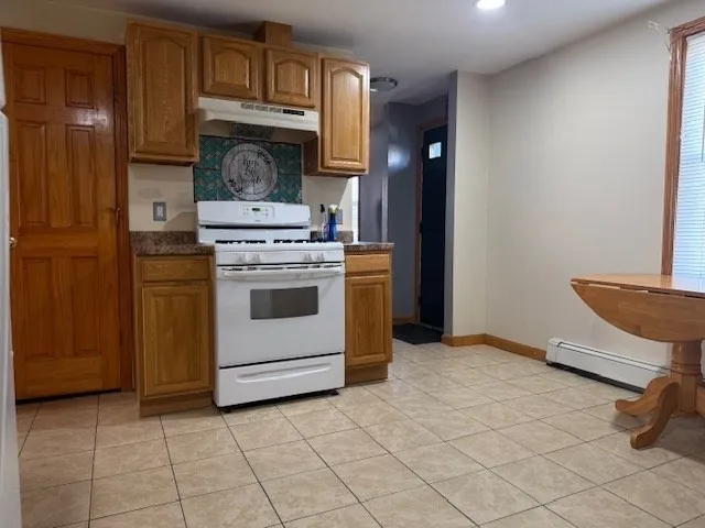 $2,100 | 5 Dustin Street, Unit 1, Peabody, MA 01960