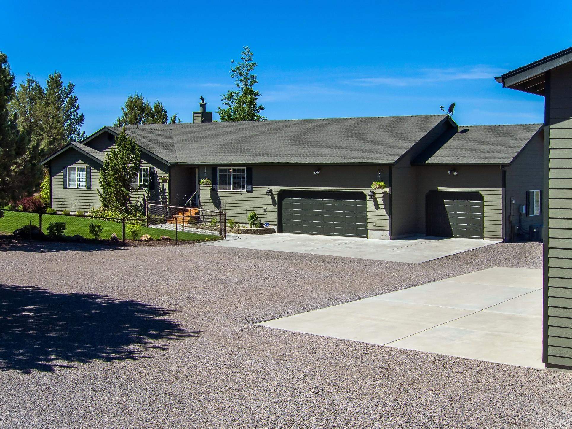 11600 Southwest Reif Road Powell Butte, OR 97753 - Photo 39 of 53 batch_39 11600 Reif Rd._033