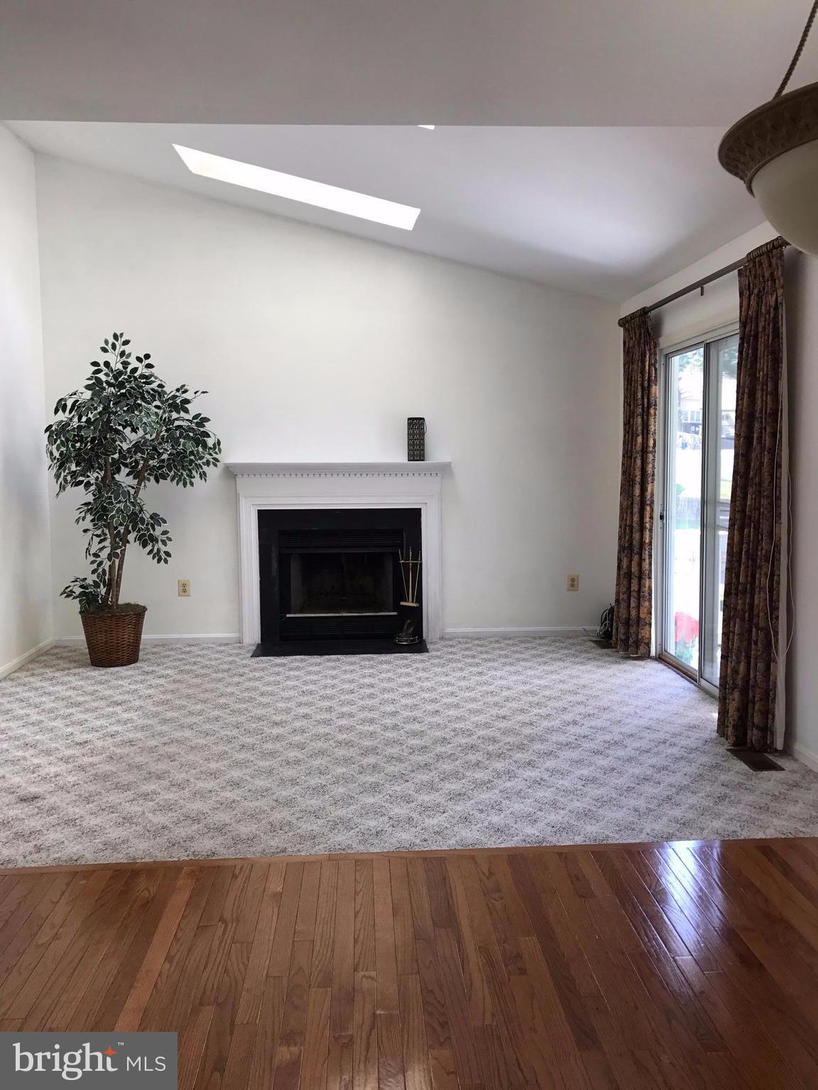 24227 Preakness Drive Damascus, MD 20872 - Photo 6 of 28 Family Room