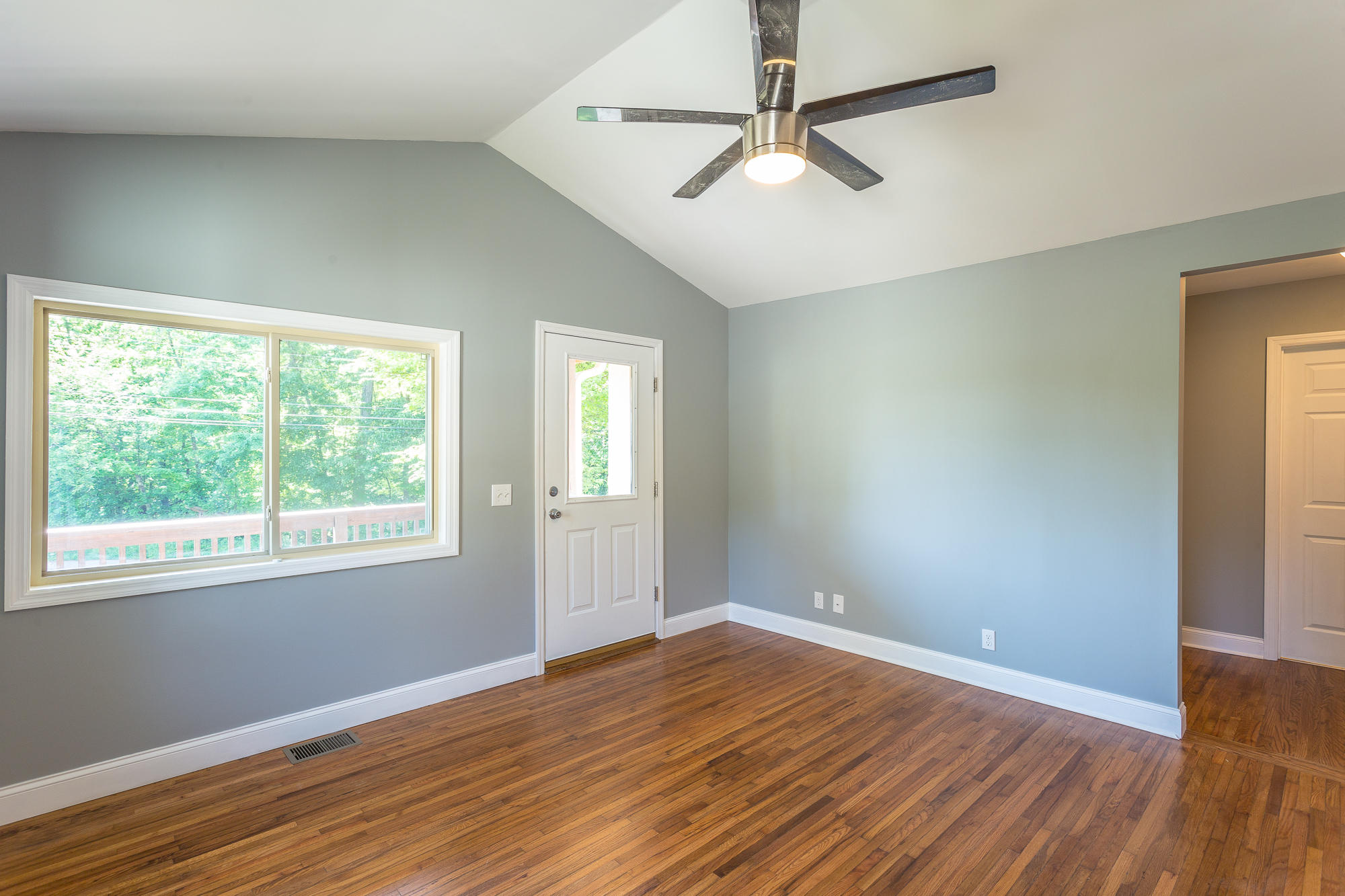 157 Dower Road Chattanooga, TN 37419 - Photo 9 of 59 157 Dower Road-60