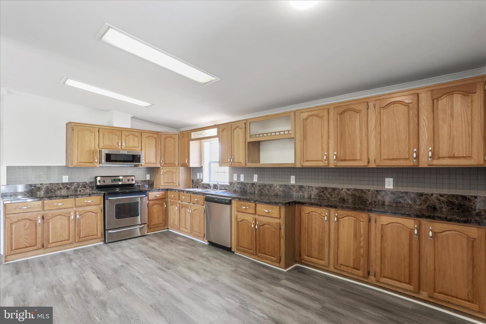 101 Barbeque Drive Berkeley Springs, WV 25411 - Photo 17 of 41