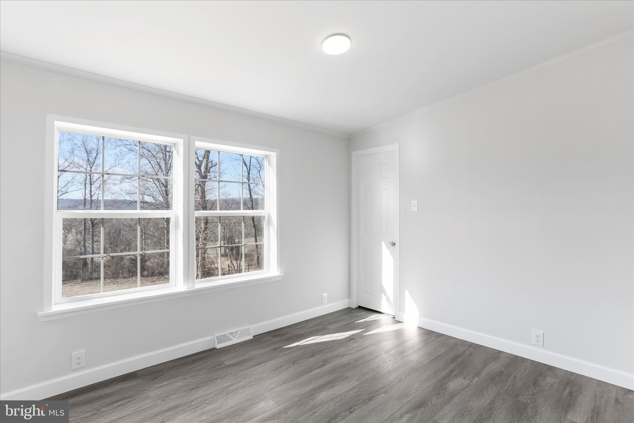 101 Barbeque Drive Berkeley Springs, WV 25411 - Photo 9 of 41