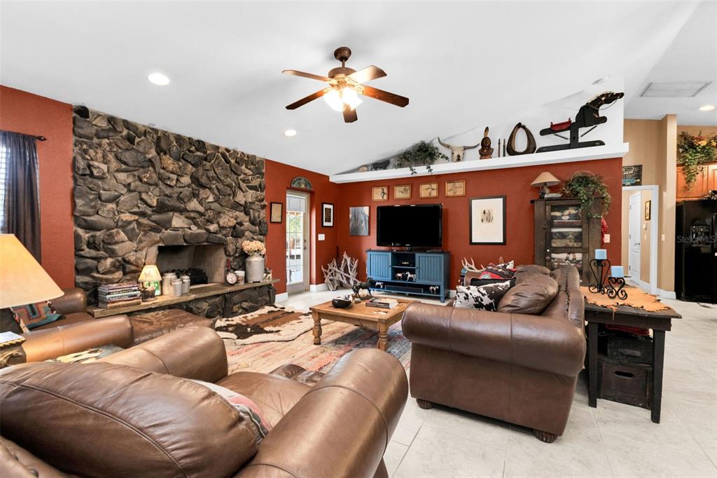 31331 Washington Loop Road Punta Gorda, FL 33982 - Photo 17 of 73 Gallery Image 17