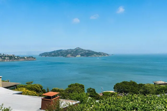 $4,395,000 | 39 Cooper Lane, Sausalito, CA 94965