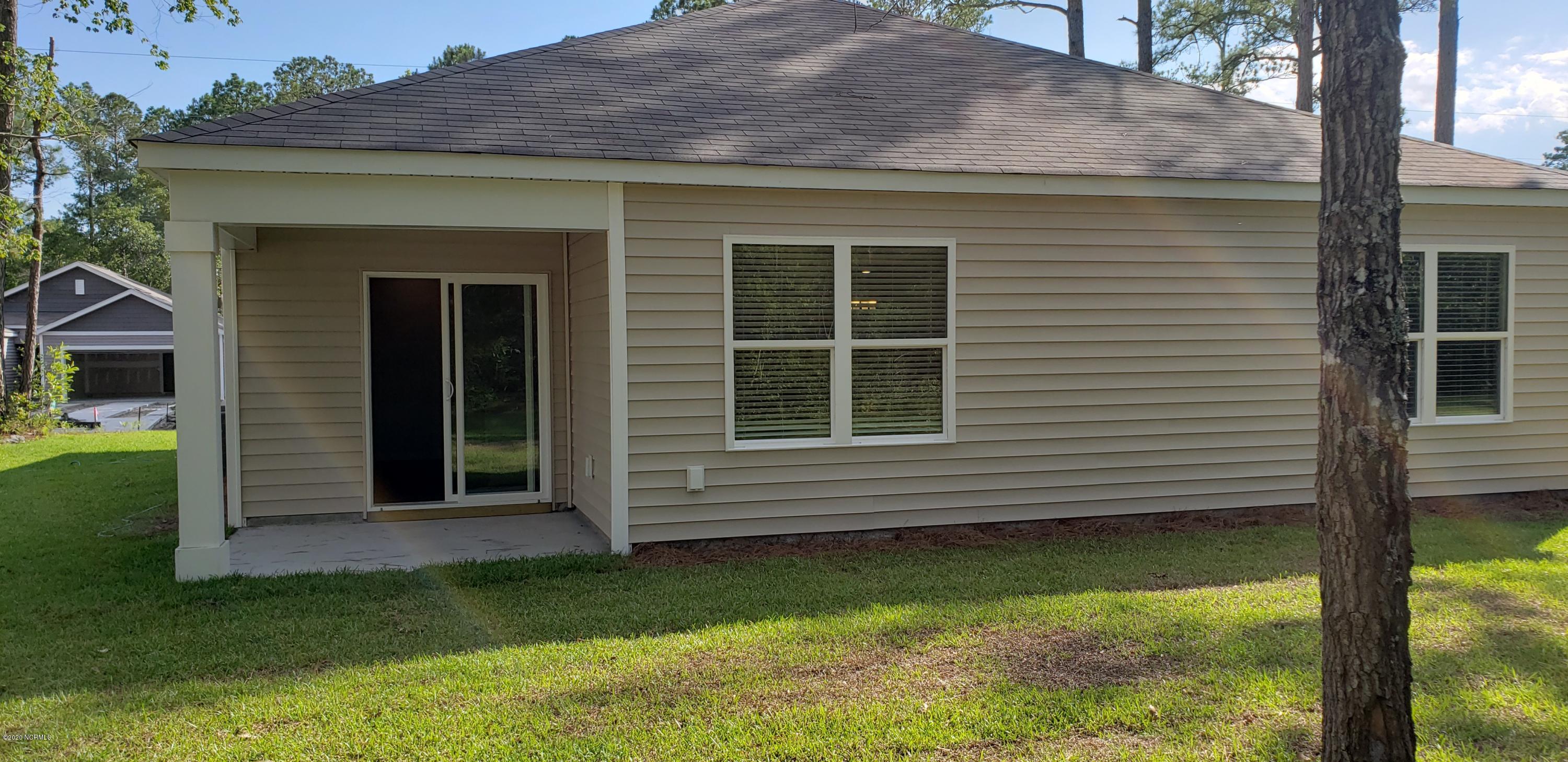 418 Ellis Road Southeast, Unit LOT #53 Bolivia, NC 28422 - Photo 4 of 28 ACTUAL HOME PHOTO