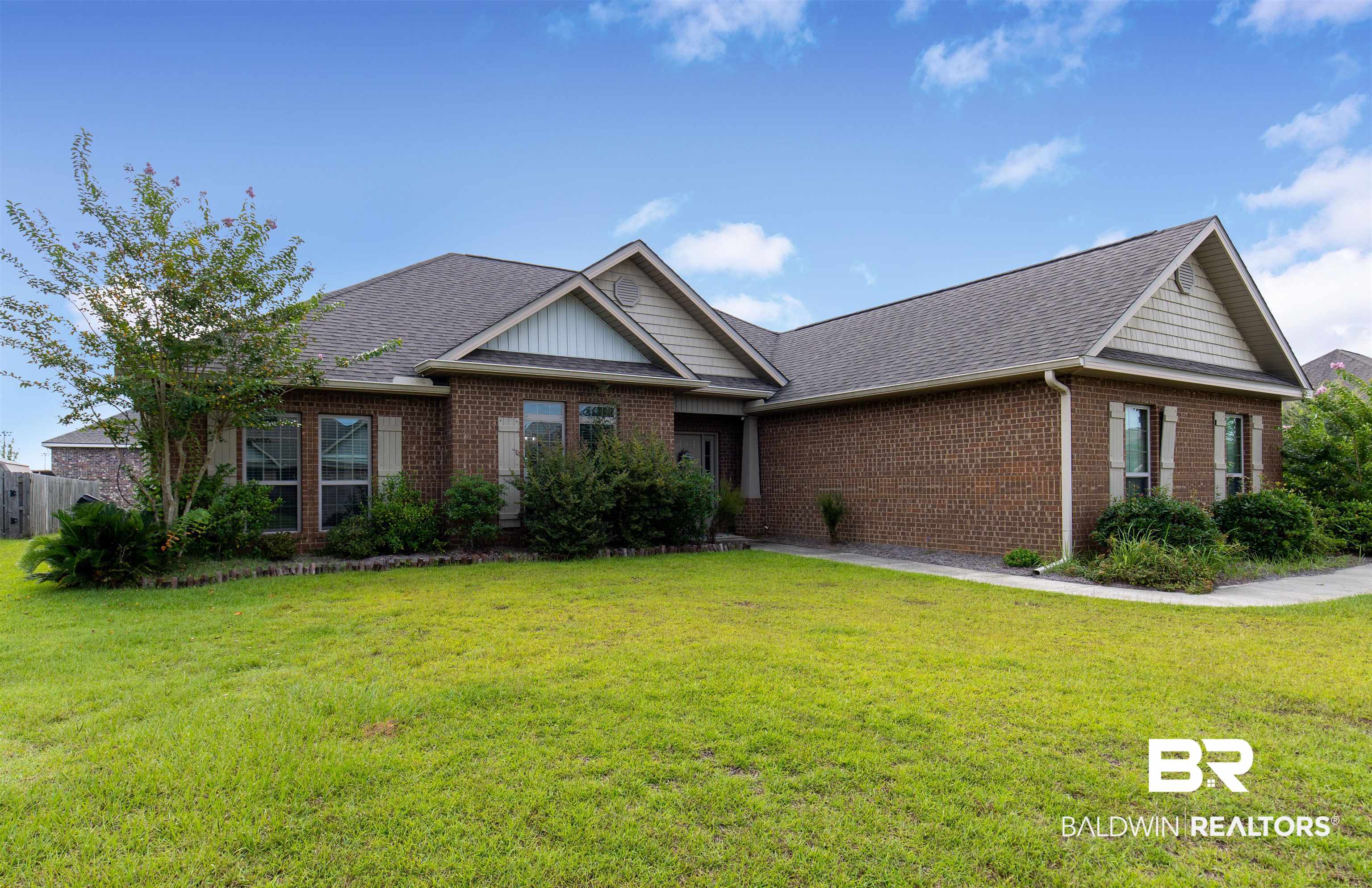 122 Open Field Drive Fairhope, AL 36532 - Photo 24 of 27 View of front of house with a front lawn