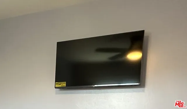 $2,875 | 10509 South Van Ness Avenue, Unit 1, Inglewood, CA 90303