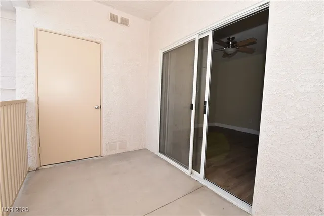 $1,550 | 8555 West Russell Road, Unit 2026, Las Vegas, NV 89113