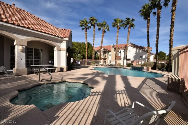 $1,550 | 8555 West Russell Road, Unit 2026, Las Vegas, NV 89113