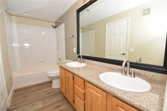 $1,550 | 8555 West Russell Road, Unit 2026, Las Vegas, NV 89113