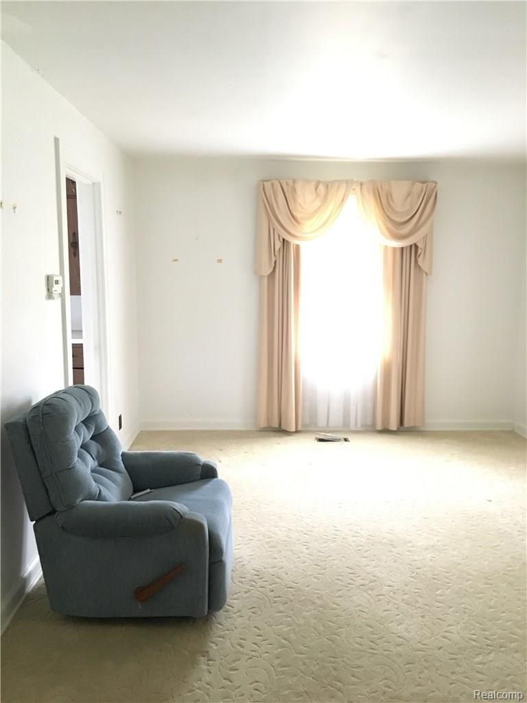 4301 North Jennings Road Flint, MI 48504 - Photo 18 of 36 IMG_4578.JPG