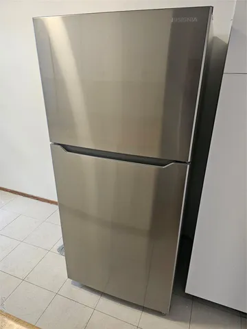 $355,000 | 21-85 34th Avenue, Unit 3B | Astoria