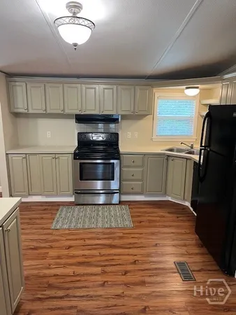 $1,800 | 239 Martin Road, Ellabell, GA 31308
