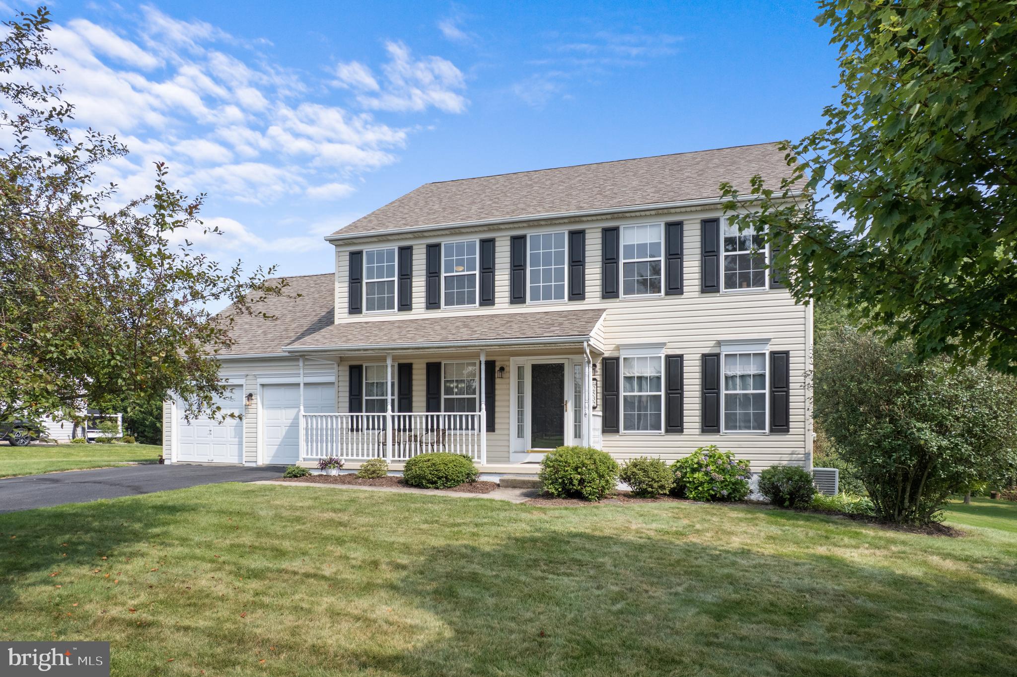 2532 Brooke Road Pennsburg, PA 18073 - Photo 2 of 59 Front exterior