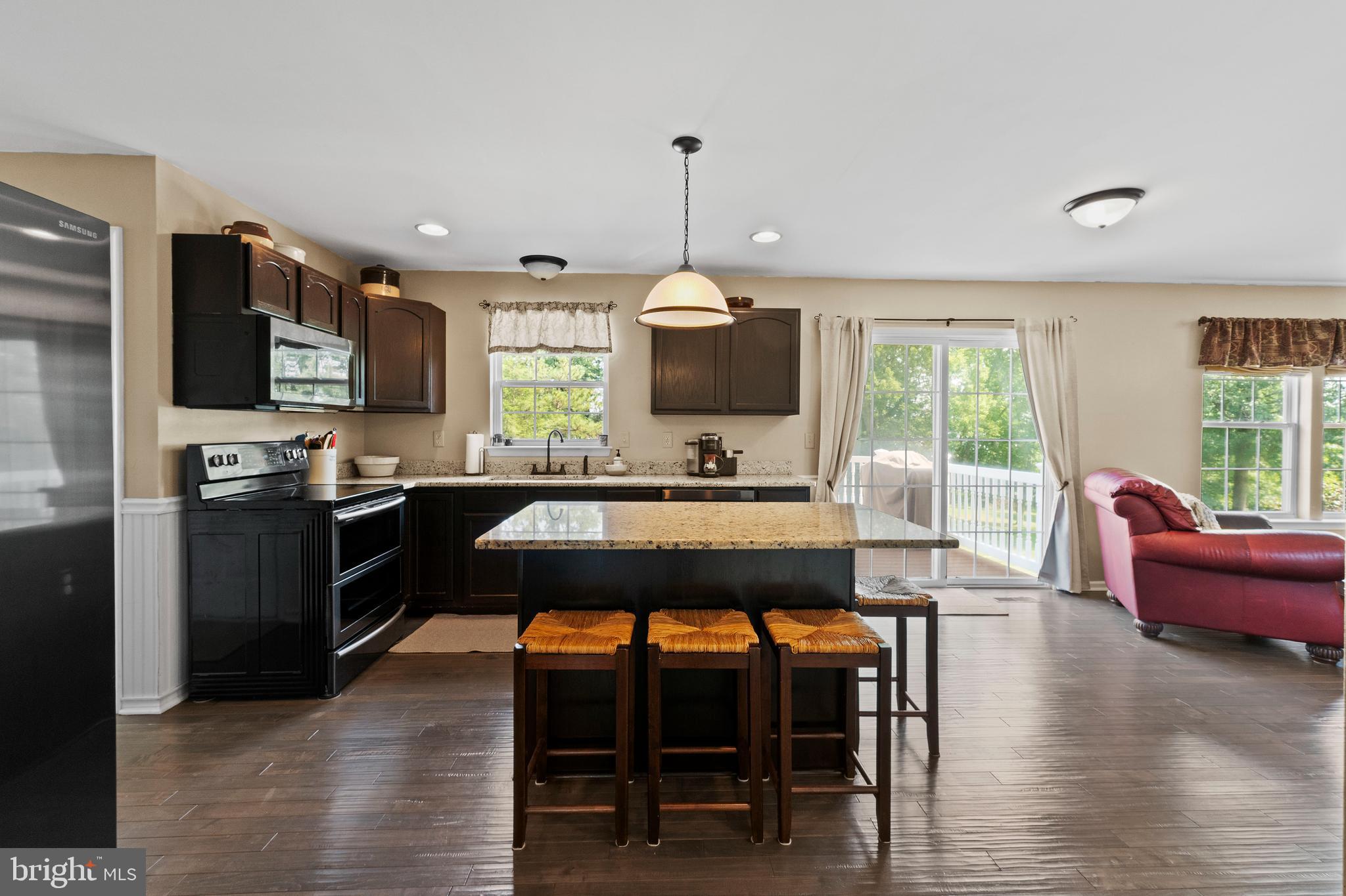 2532 Brooke Road Pennsburg, PA 18073 - Photo 23 of 59 Kitchen