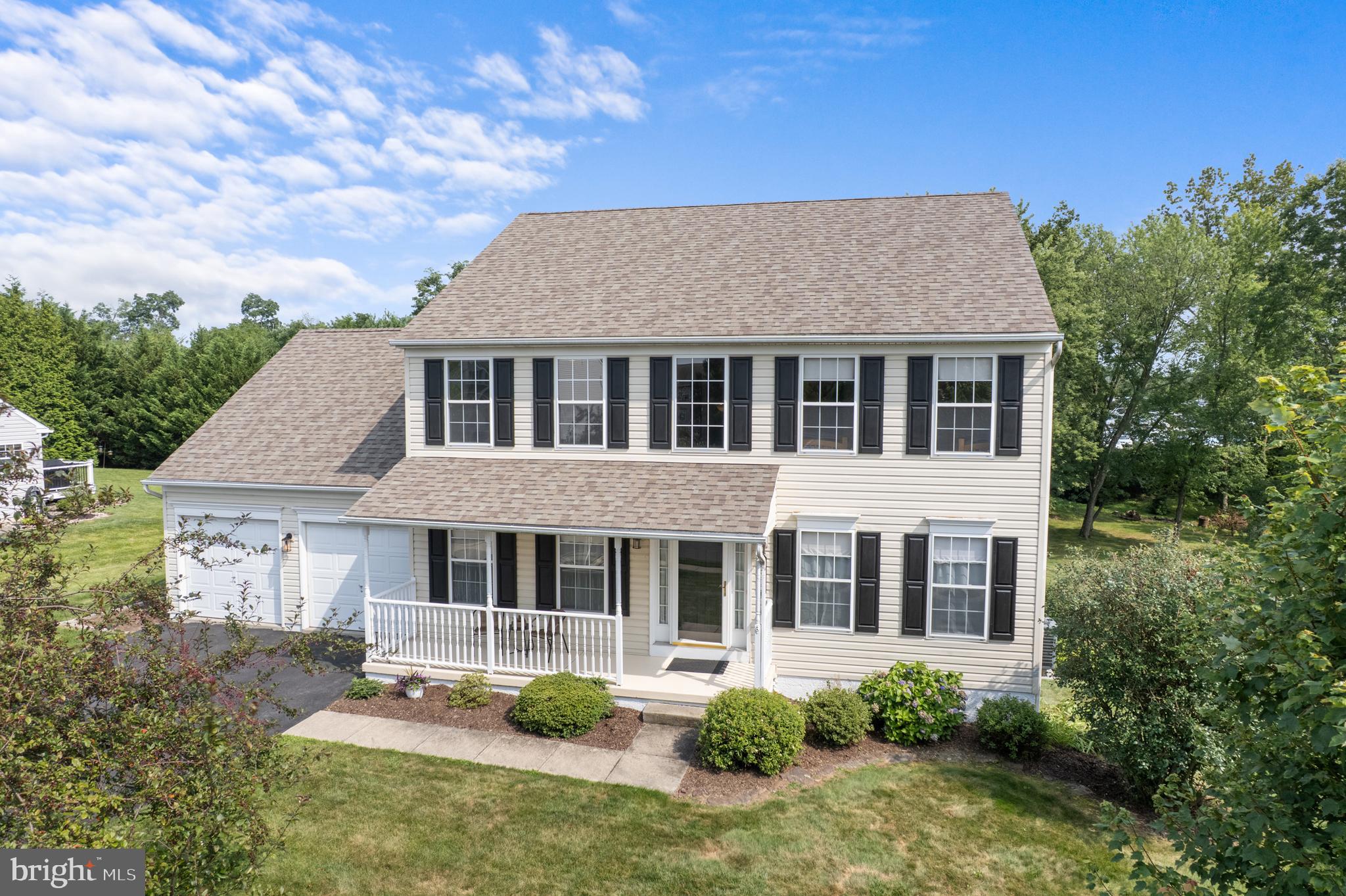 2532 Brooke Road Pennsburg, PA 18073 - Photo 4 of 59 Front view