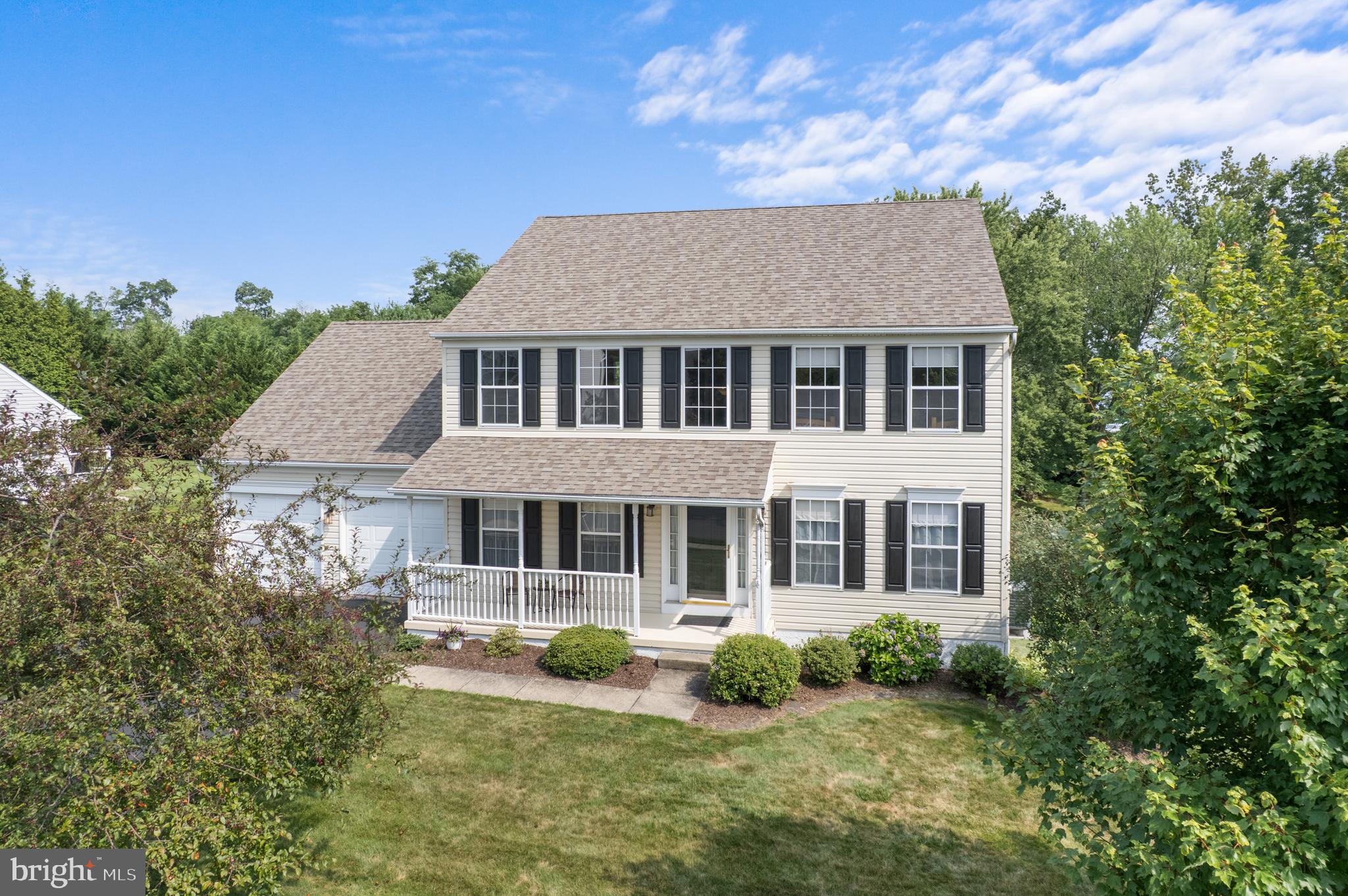 2532 Brooke Road Pennsburg, PA 18073 - Photo 5 of 59 Front view