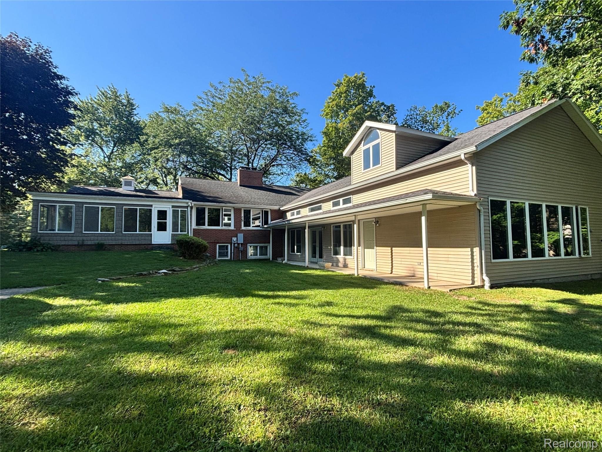 830 West Gilford Road Caro, MI 48723 - Photo 12 of 71 IMG_6104.jpeg
