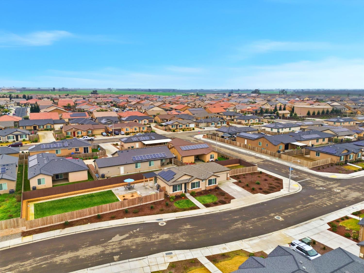 3125 Seymour Street Tulare, CA 93274 - Photo 43 of 52 an aerial view of residential houses with city view