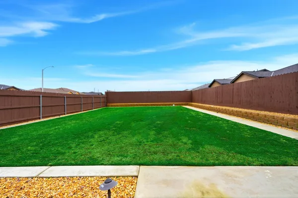 $405,000 | 3125 Seymour Street, Tulare, CA 93274
