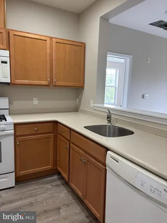 $2,500 | 1321 Sierra Drive, Trenton, NJ 08619